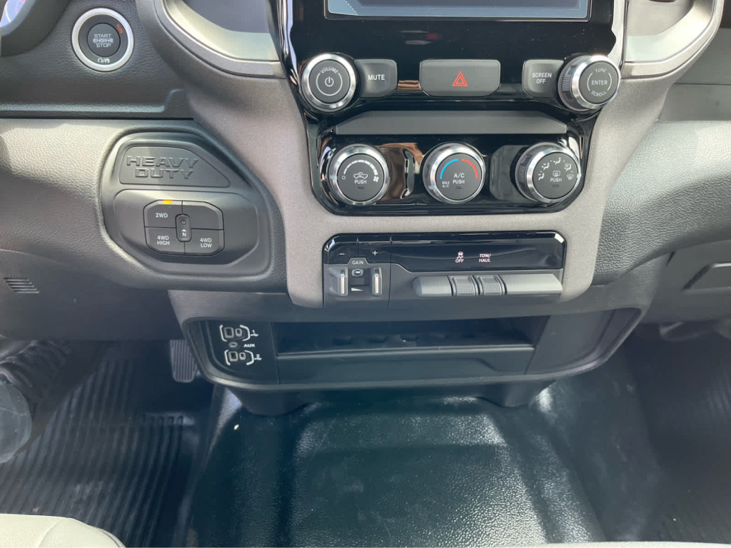 2026 Ram 2500 Tradesman Crew Cab 4x4 6'4" Box