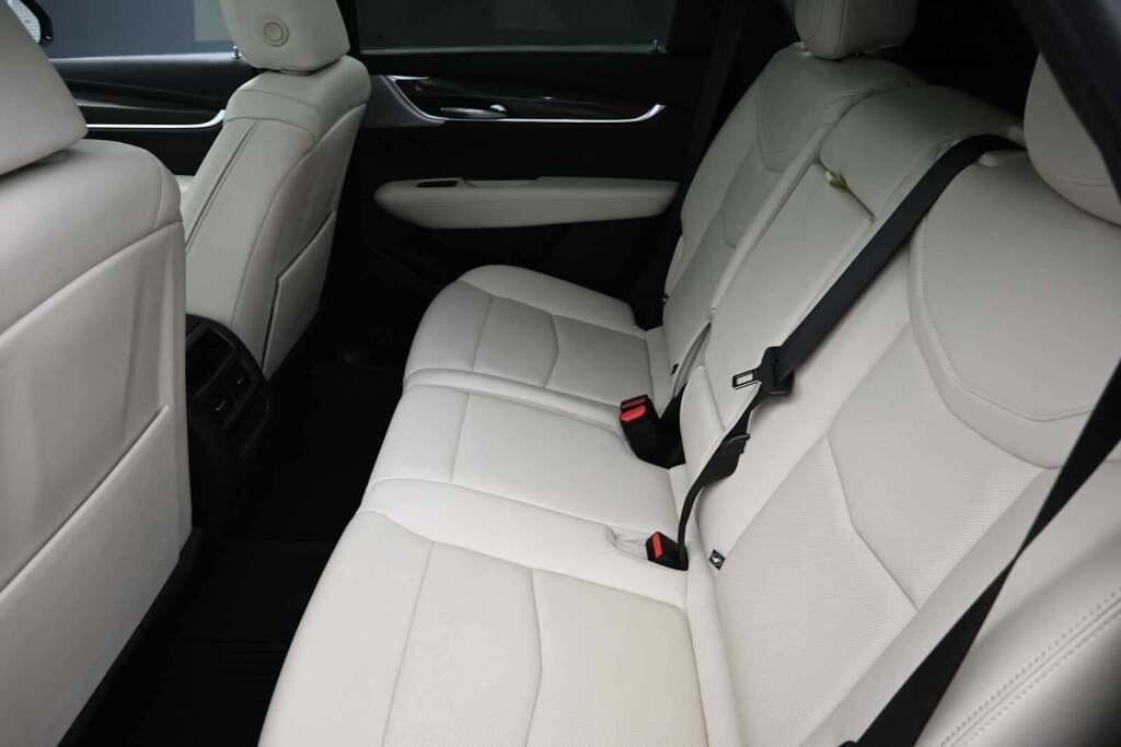 2022 Cadillac XT5 AWD Sport