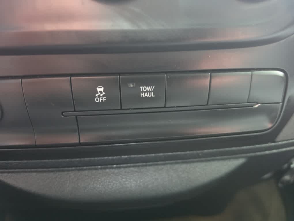 2017 Ram 1500 Express Crew Cab 4x2 5'7" Box