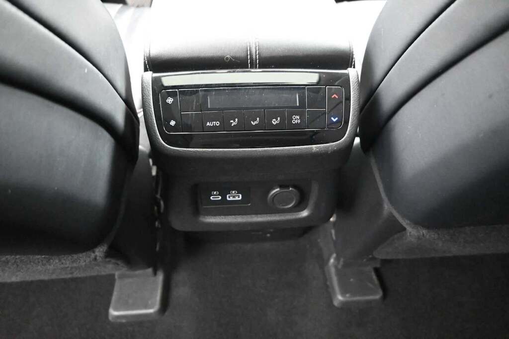 2023 INFINITI QX60 LUXE AWD