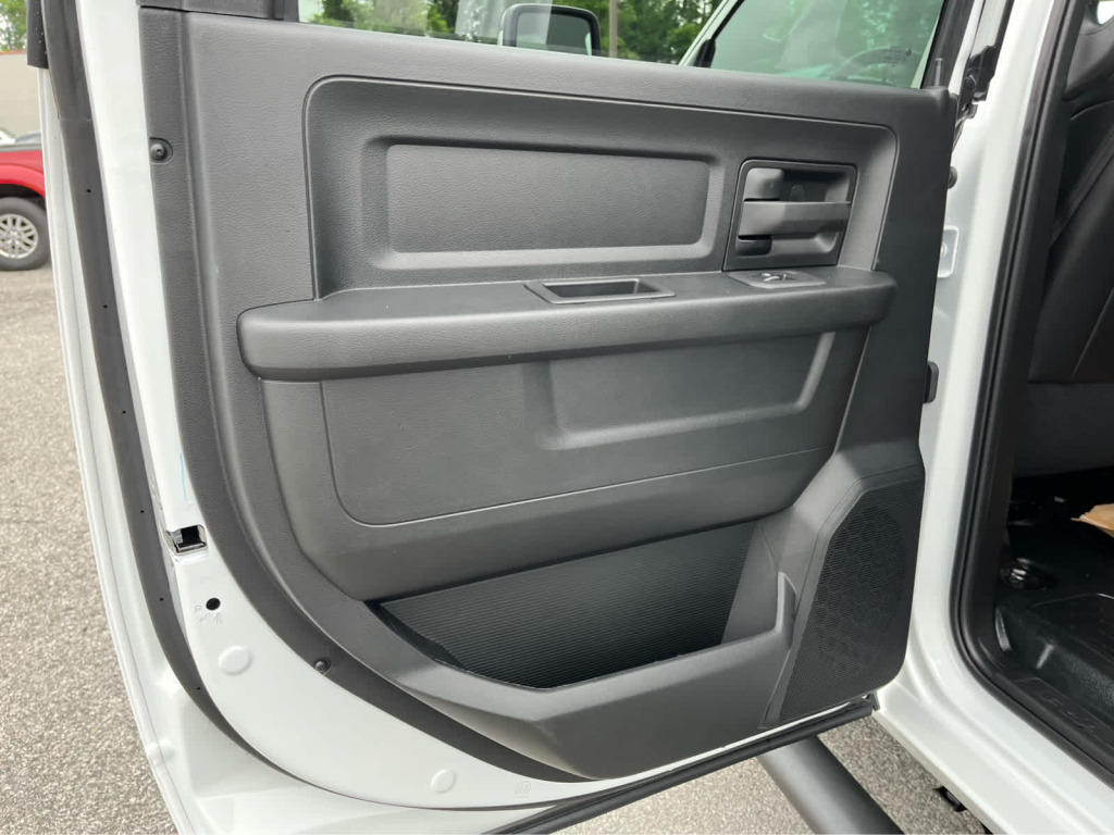 2026 Ram 3500 Chassis Tradesman/Big Horn