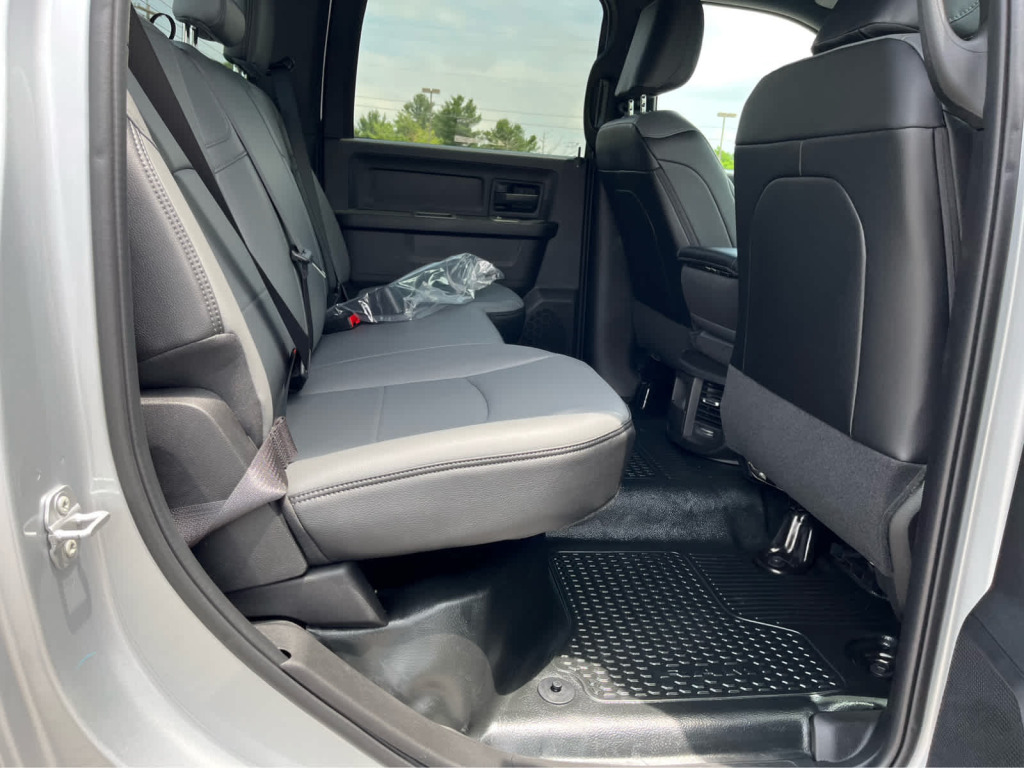 2026 Ram 2500 Tradesman Crew Cab 4x4 6'4" Box