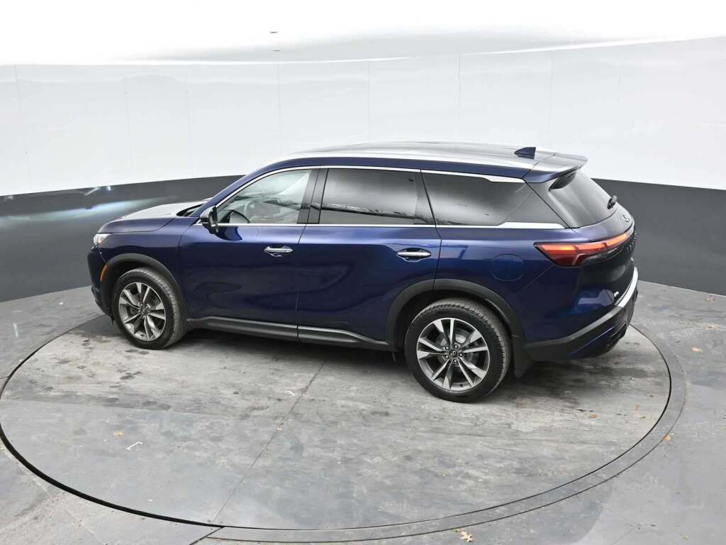 2023 INFINITI QX60 LUXE AWD