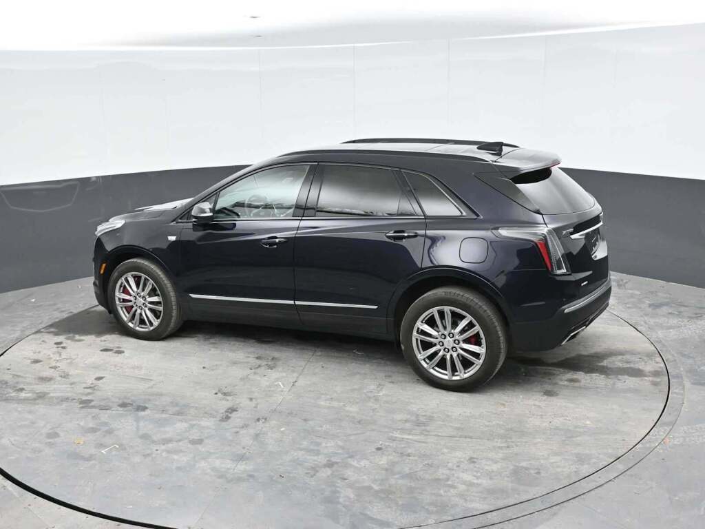 2022 Cadillac XT5 AWD Sport
