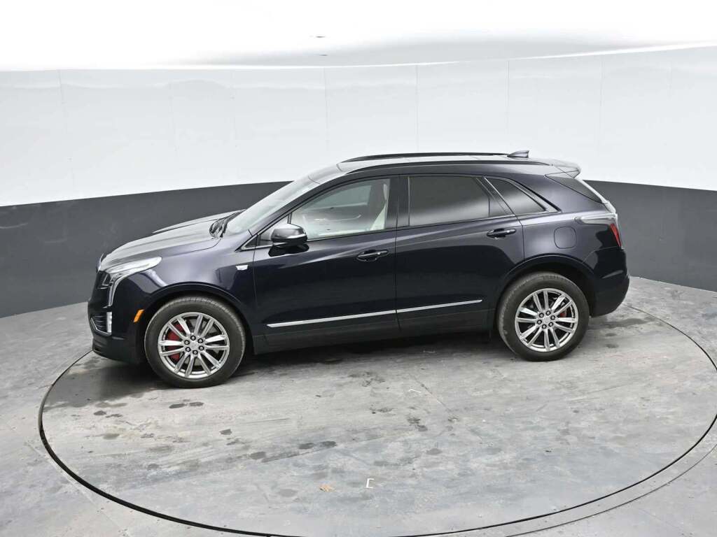 2022 Cadillac XT5 AWD Sport
