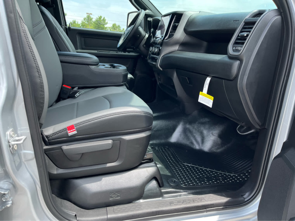 2026 Ram 2500 Tradesman Crew Cab 4x4 6'4" Box