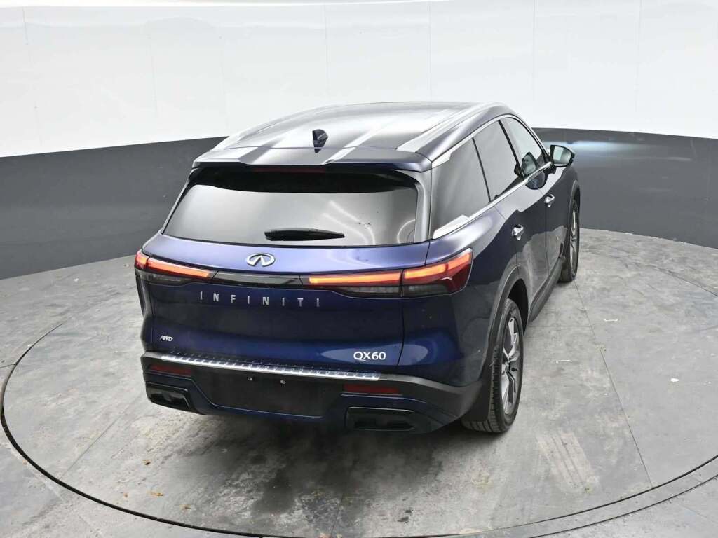 2023 INFINITI QX60 LUXE AWD
