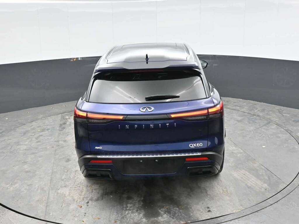 2023 INFINITI QX60 LUXE AWD