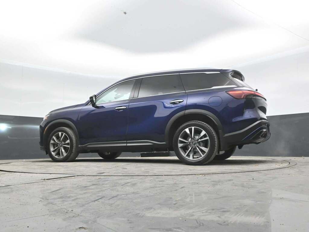 2023 INFINITI QX60 LUXE AWD