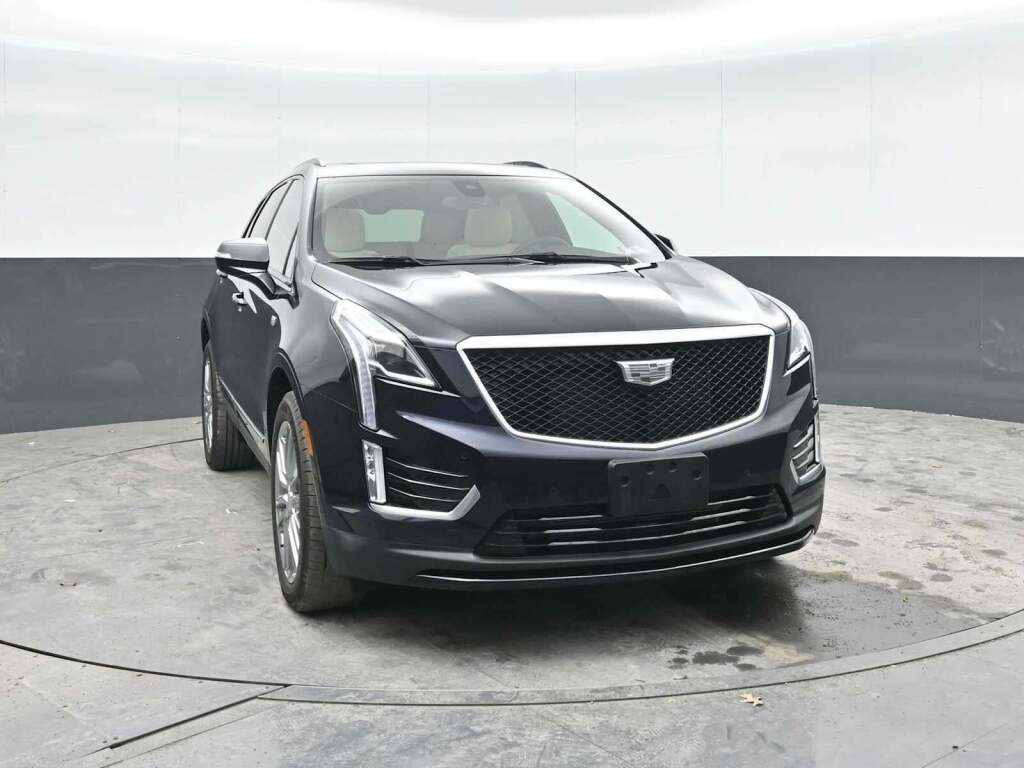 2022 Cadillac XT5 AWD Sport