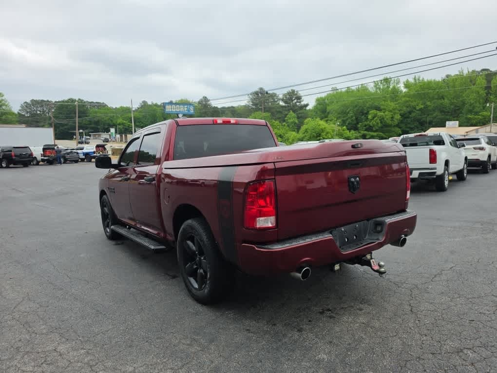 2017 Ram 1500 Express Crew Cab 4x2 5'7" Box