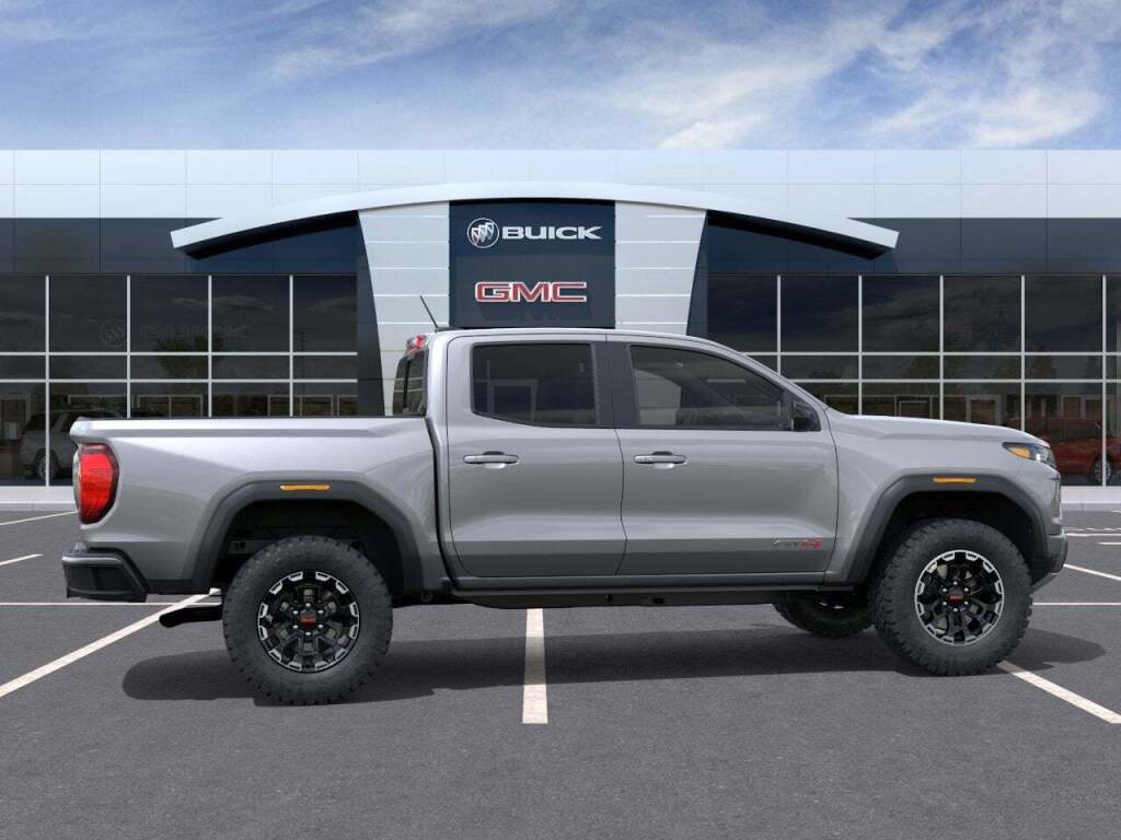 2026 GMC Canyon AT4, 4WD