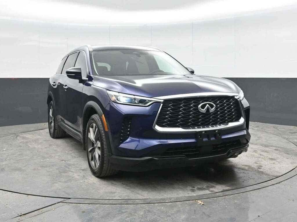 2023 INFINITI QX60 LUXE AWD