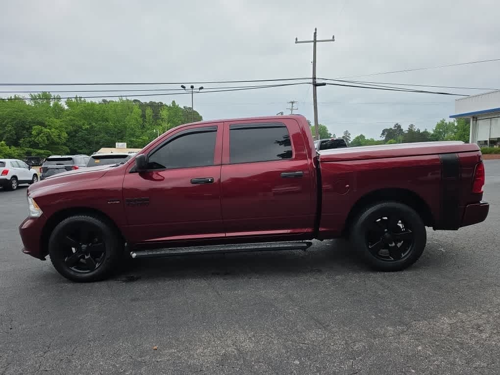 2017 Ram 1500 Express Crew Cab 4x2 5'7" Box