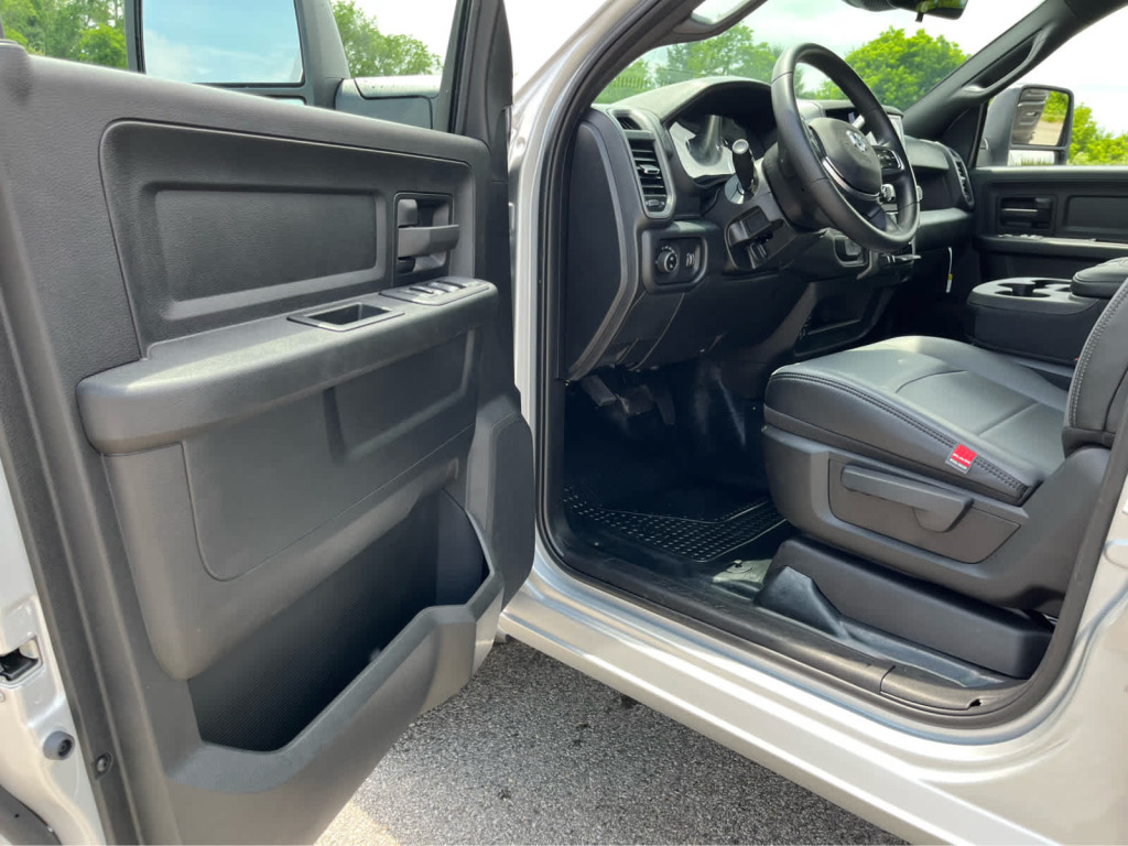 2026 Ram 2500 Tradesman Crew Cab 4x4 6'4" Box