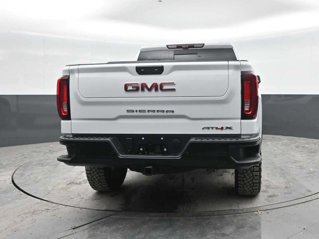 2026 GMC Sierra 1500 AT4X