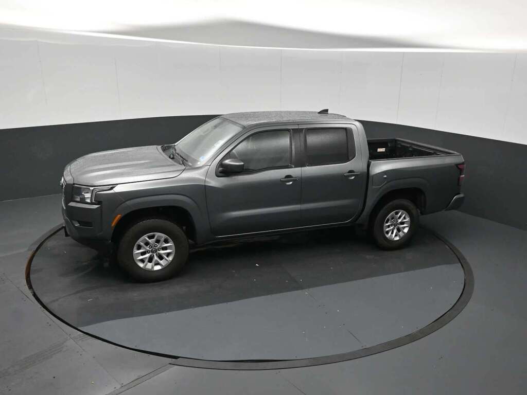 2024 Nissan Frontier Crew Cab SV 4x4