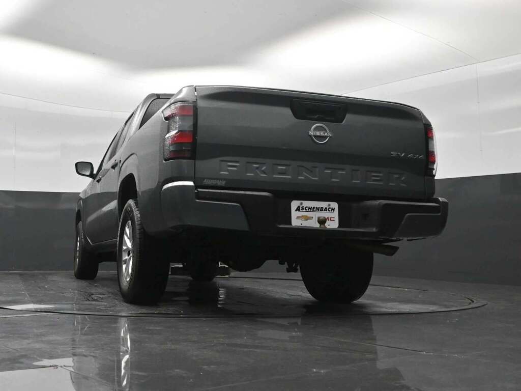 2024 Nissan Frontier Crew Cab SV 4x4