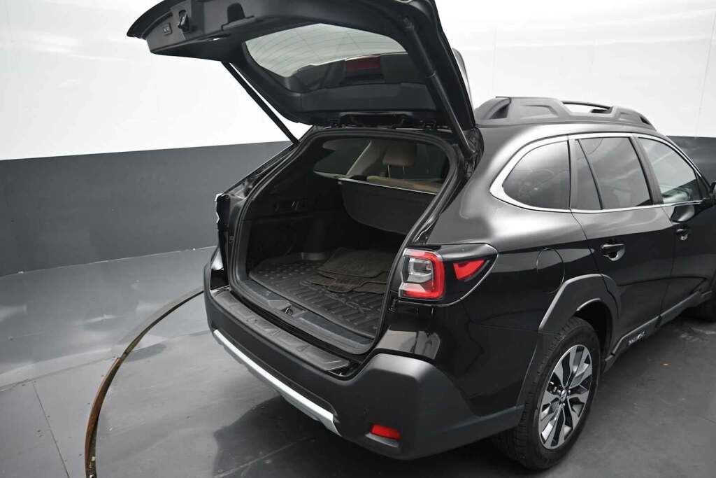 2023 Subaru Outback Limited XT