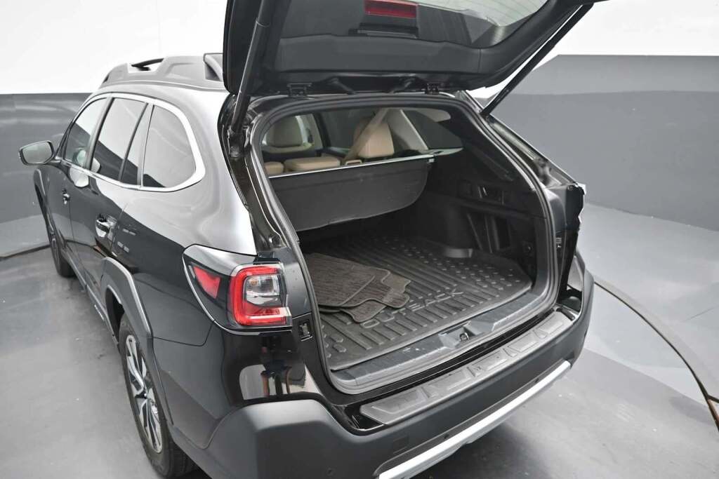 2023 Subaru Outback Limited XT