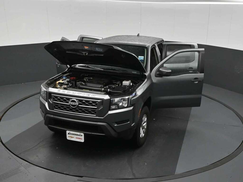 2024 Nissan Frontier Crew Cab SV 4x4