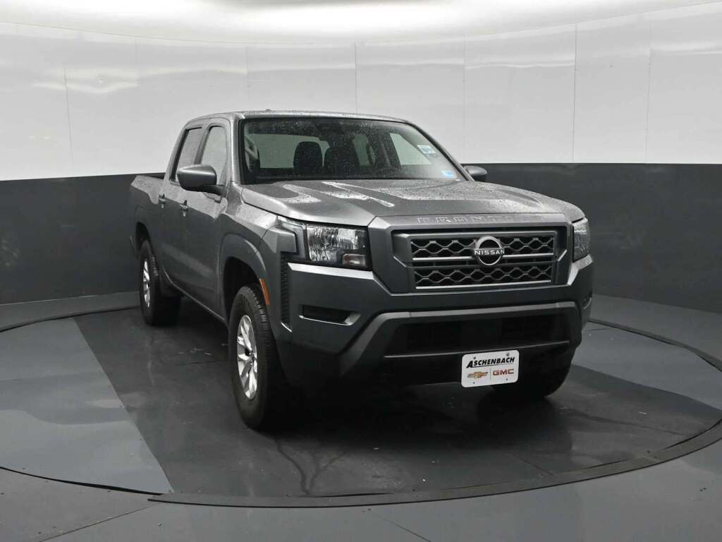 2024 Nissan Frontier Crew Cab SV 4x4