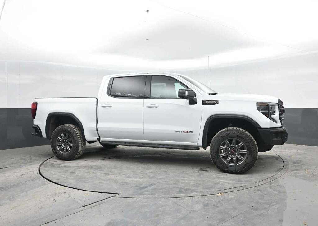 2026 GMC Sierra 1500 AT4X