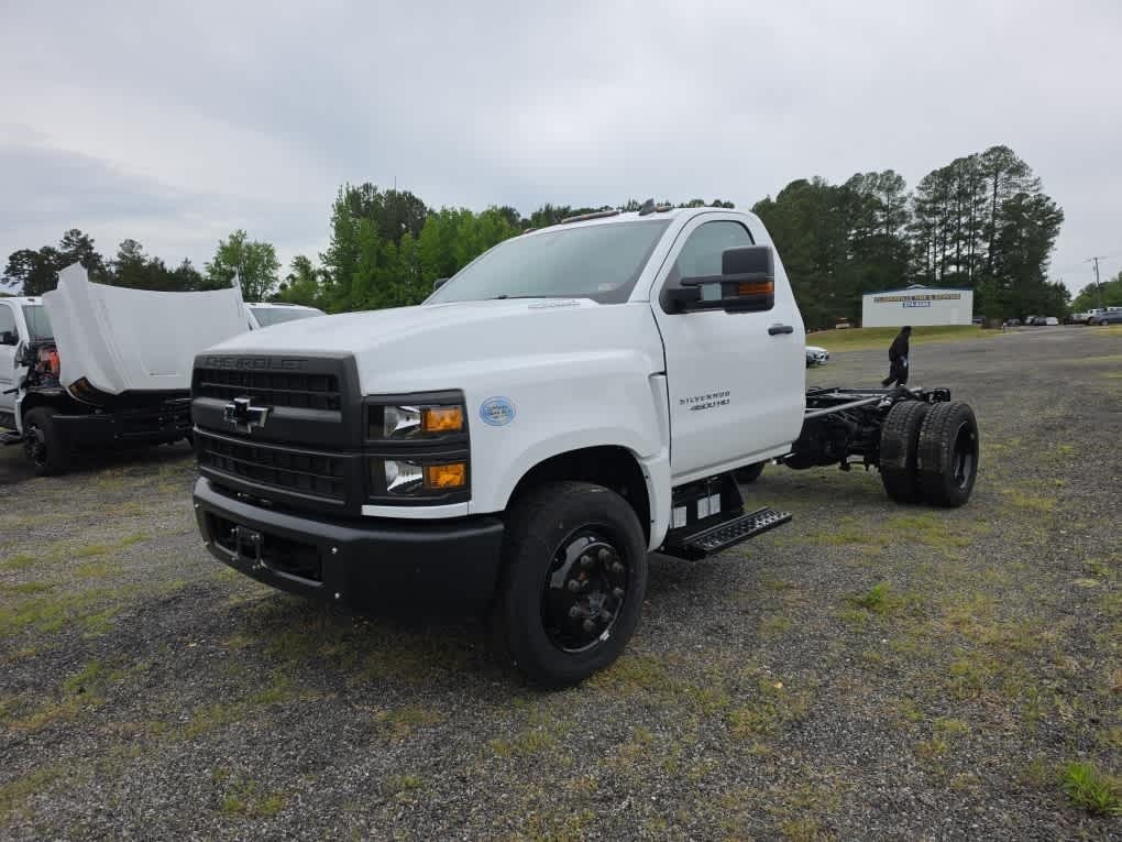 2023 Chevrolet Silverado MD Work Truck