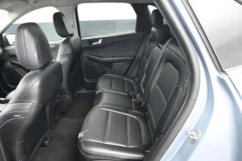 2022 Ford Escape Titanium Hybrid