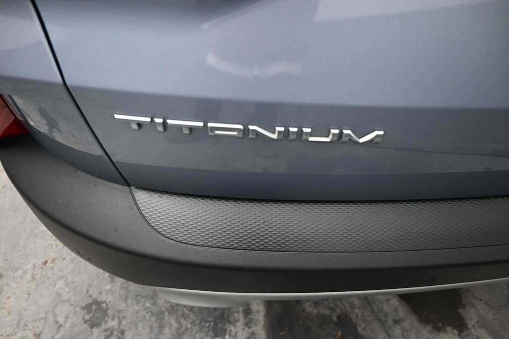 2022 Ford Escape Titanium Hybrid