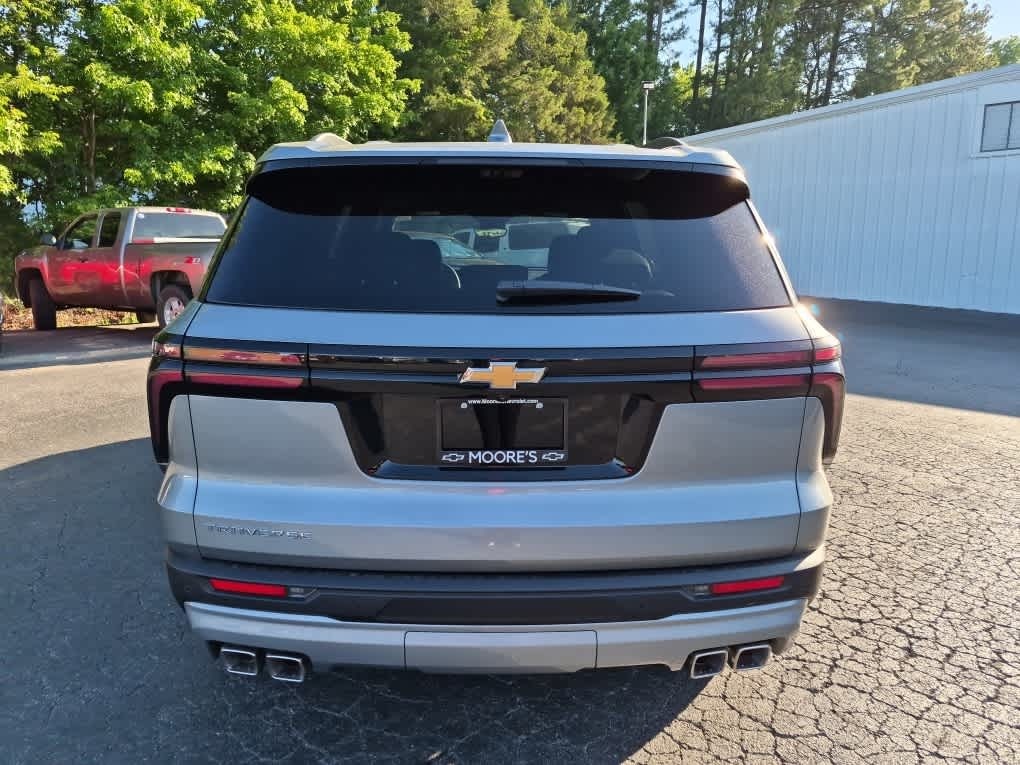 2026 Chevrolet Traverse FWD LT