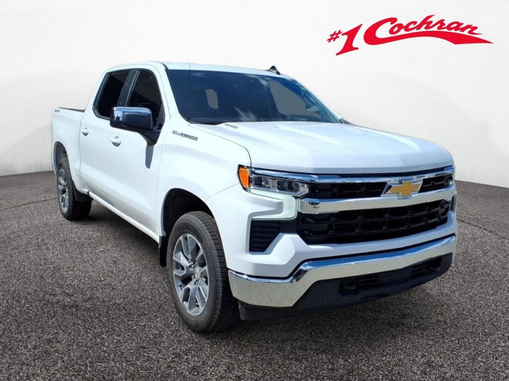 Summit White 2026 Chevrolet Silverado 1500 Pickup Truck Four-Wheel Drive 8-Speed Automatic