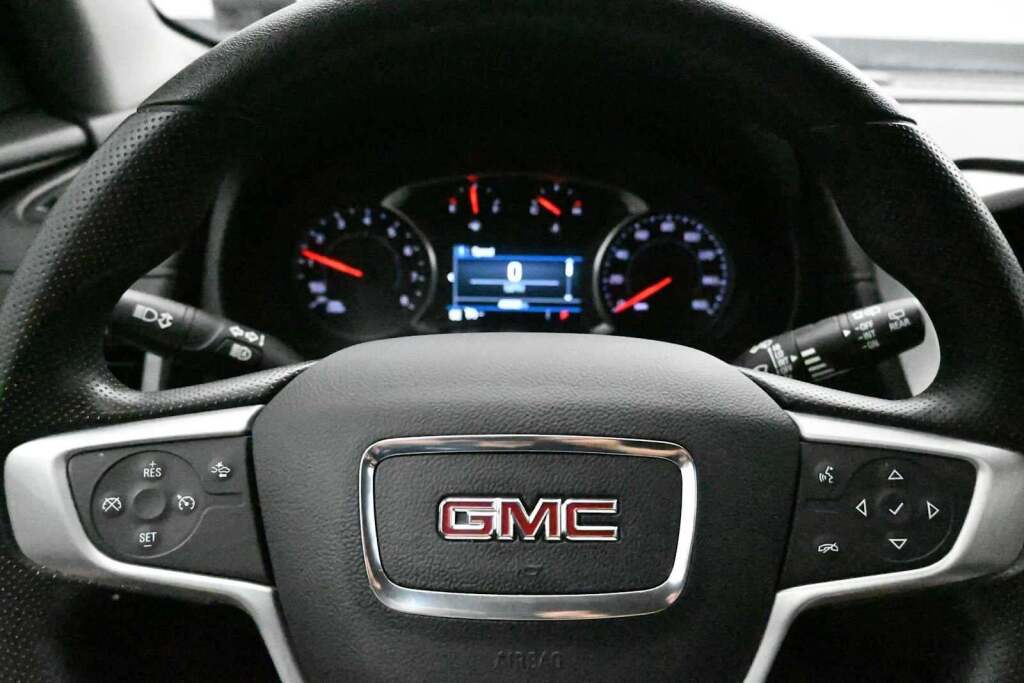 2024 GMC Terrain AWD SLE