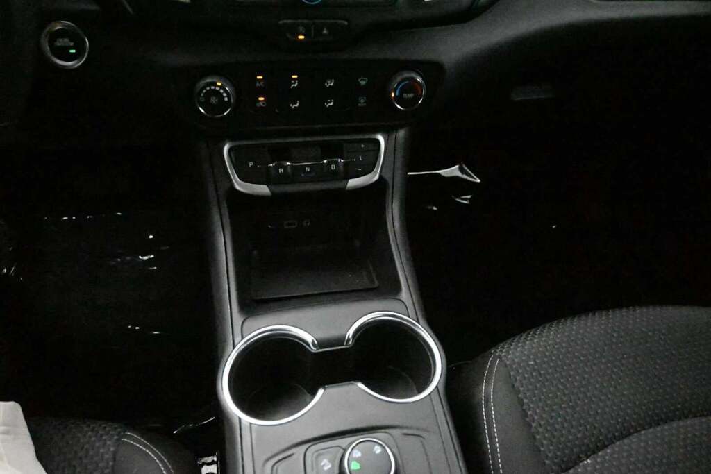 2024 GMC Terrain AWD SLE