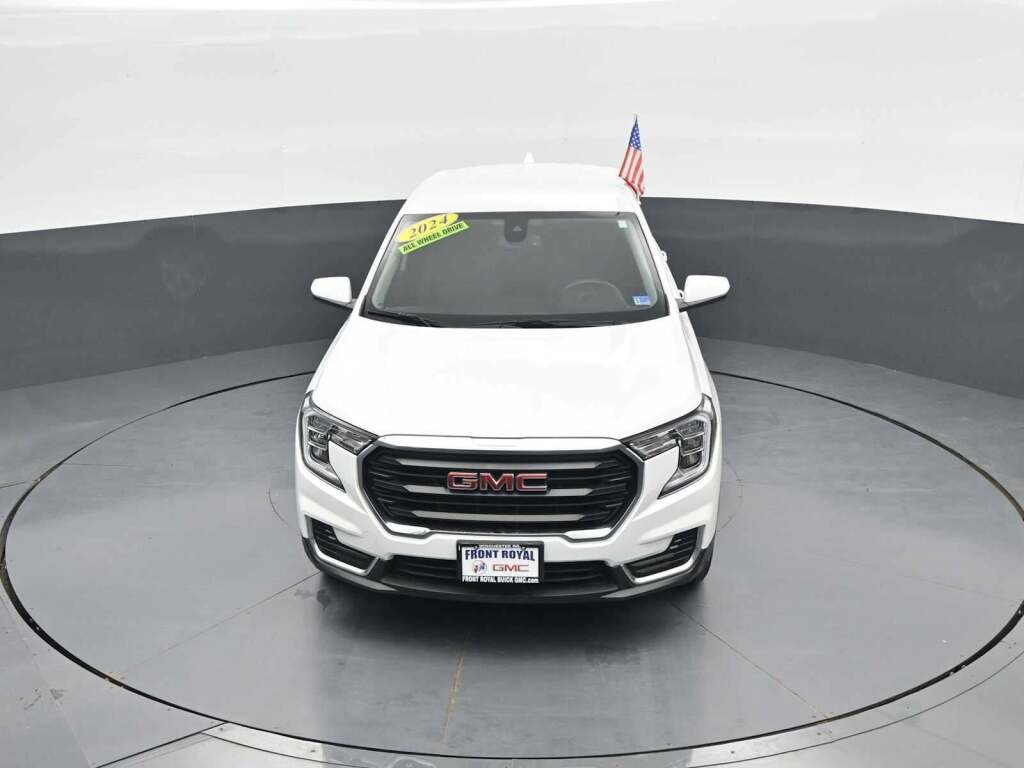 2024 GMC Terrain AWD SLE