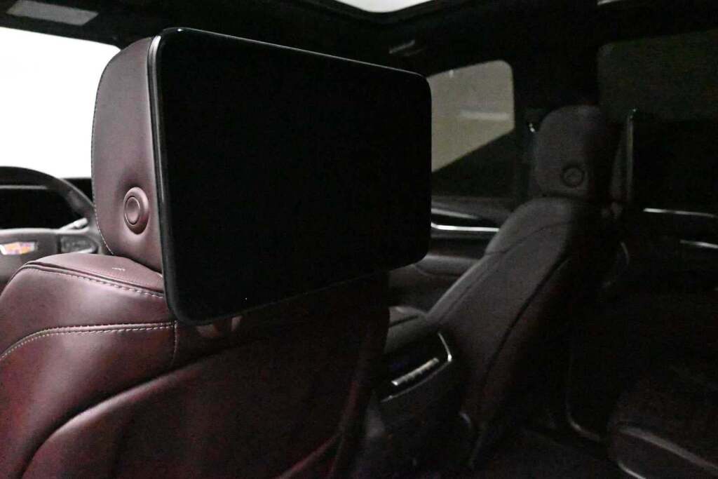 2024 Cadillac Escalade 4WD Sport Platinum