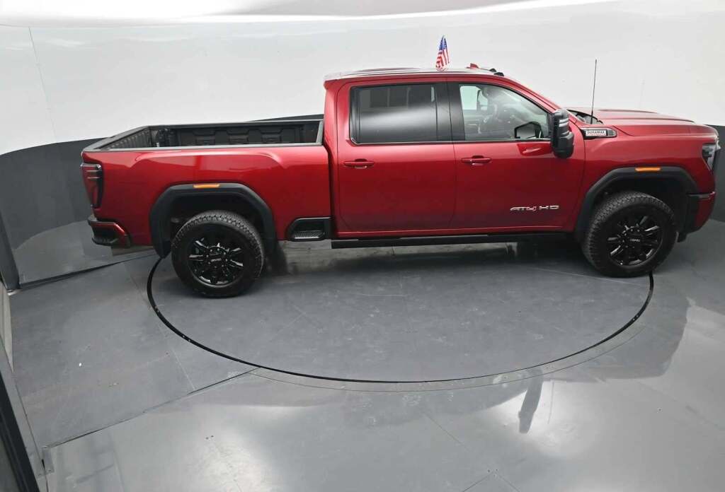 2025 GMC Sierra 2500HD AT4