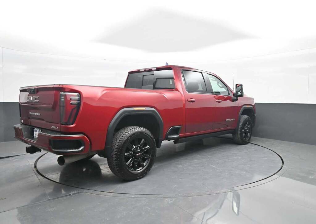 2025 GMC Sierra 2500HD AT4