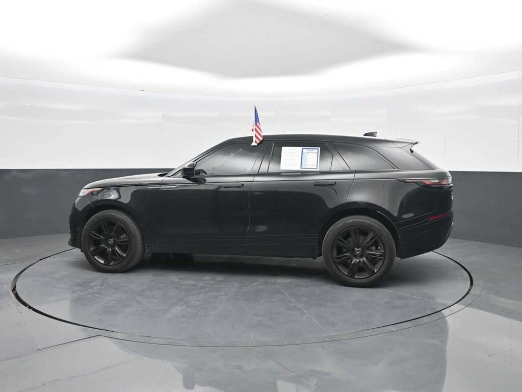2023 Land Rover Range Rover Velar P250 R-Dynamic S