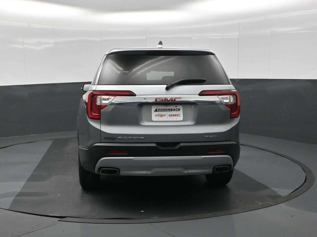 2023 GMC Acadia AWD SLE