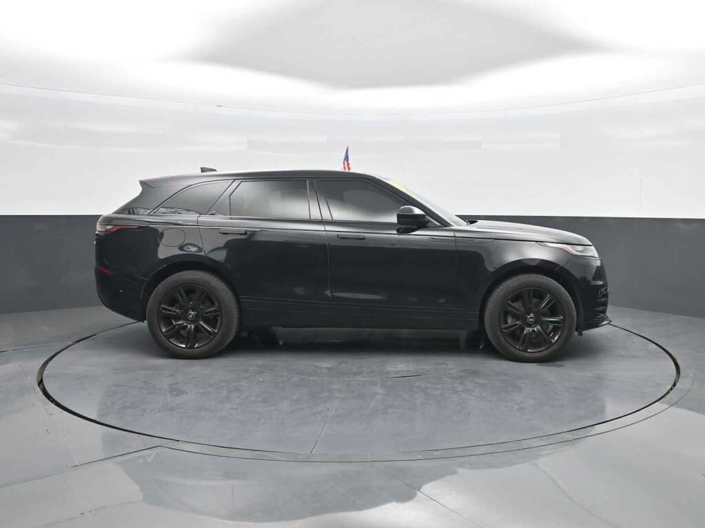 2023 Land Rover Range Rover Velar P250 R-Dynamic S