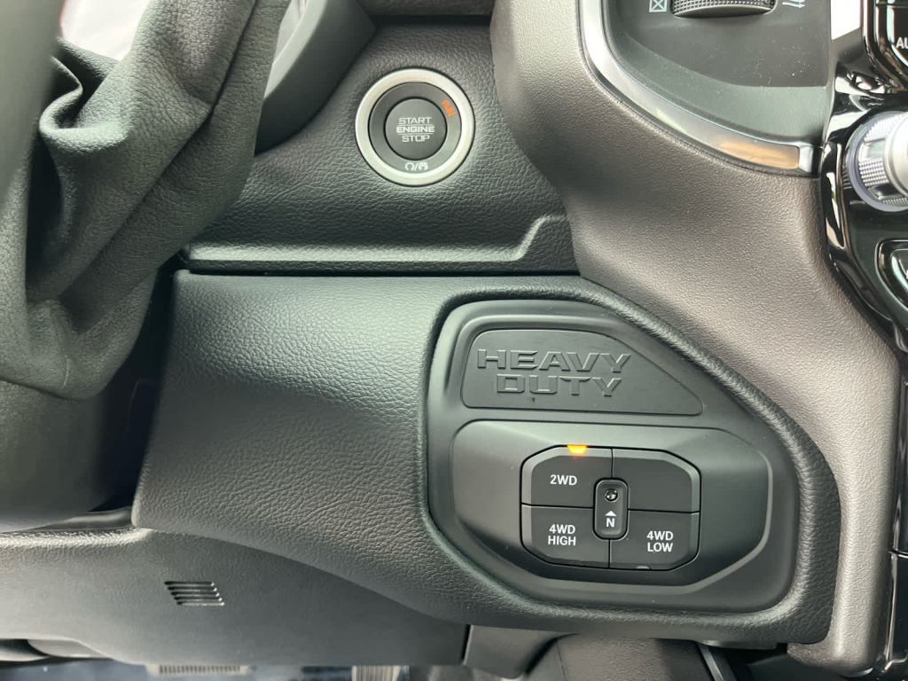 2026 Ram 3500 Laramie Crew Cab 4x4 8' Box