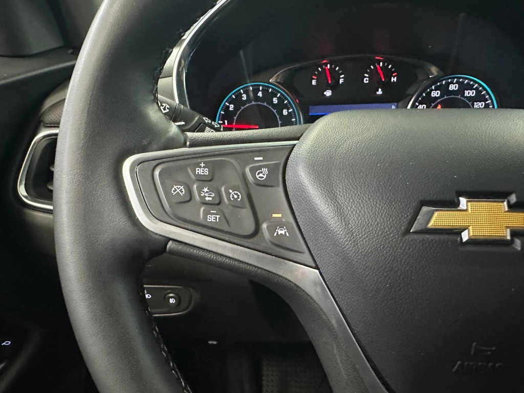 Certified Used 2023 Iridescent Pearl Tricoat Chevrolet Premier image 10
