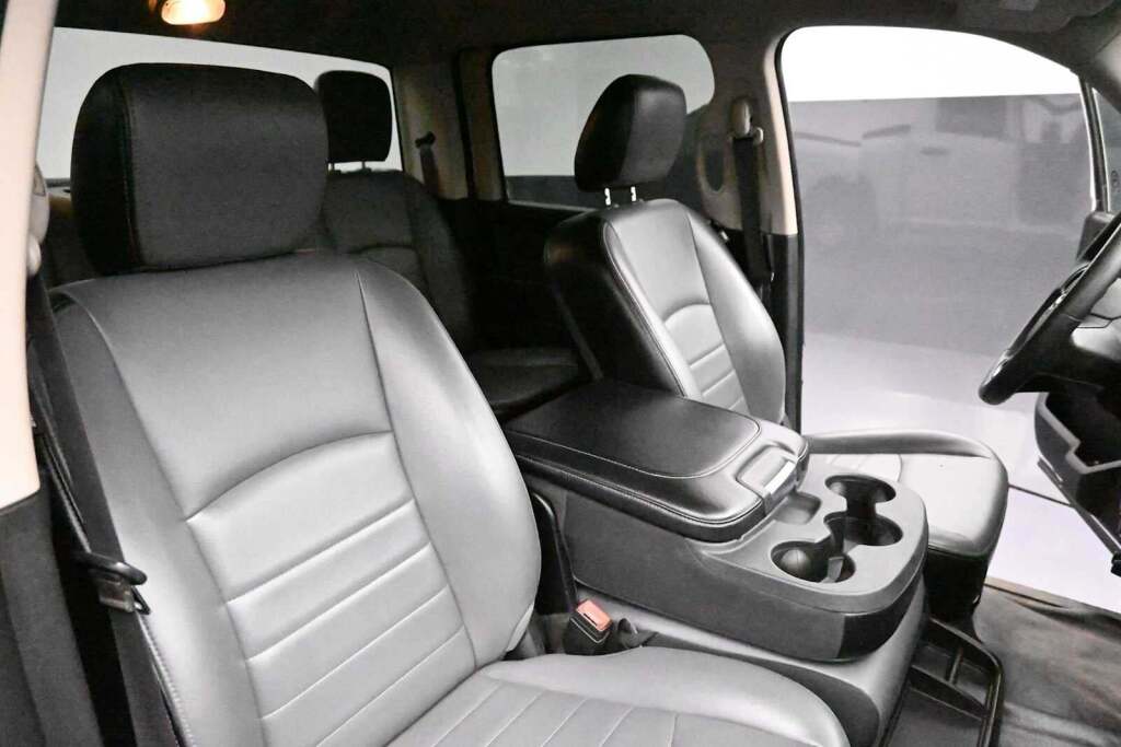 2022 Ram 1500 Classic Tradesman Crew Cab 4x4 5'7" Box