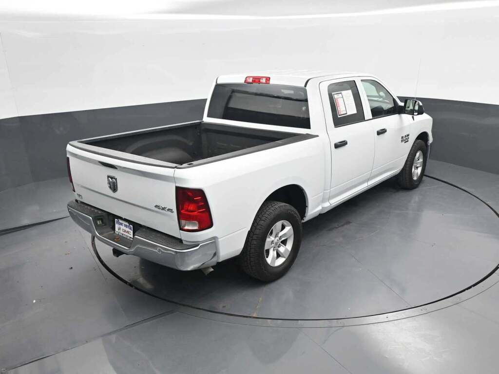 2022 Ram 1500 Classic Tradesman Crew Cab 4x4 5'7" Box