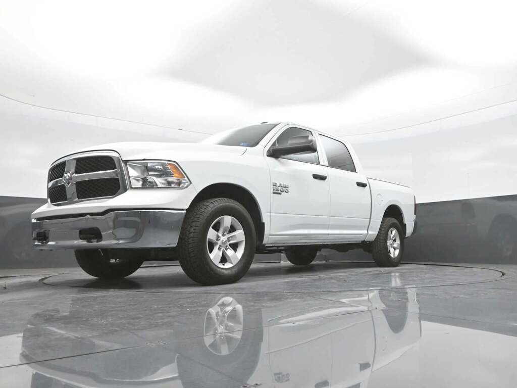 2022 Ram 1500 Classic Tradesman Crew Cab 4x4 5'7" Box
