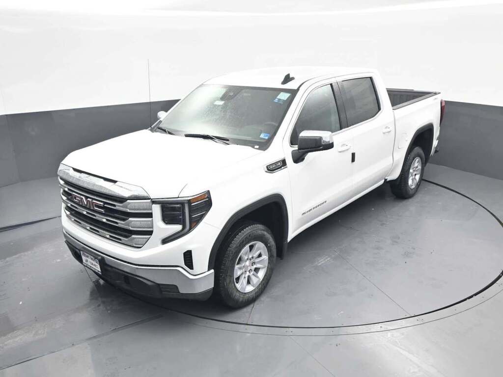 2026 GMC Sierra 1500 SLE