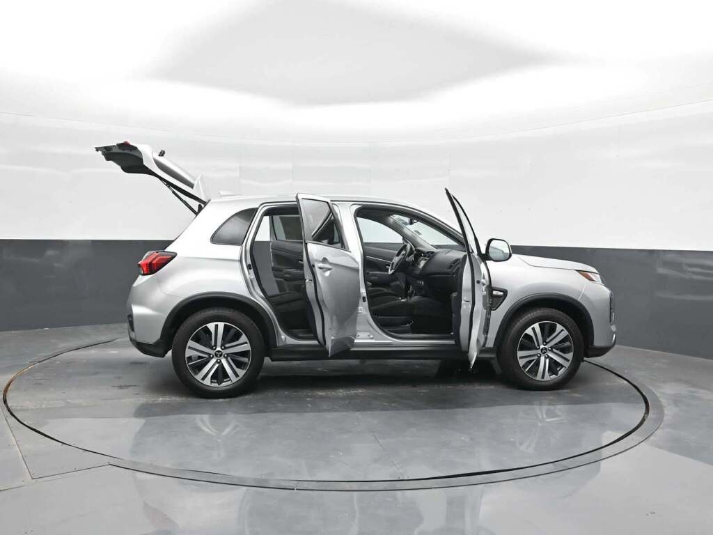 2025 Mitsubishi Outlander Sport 2.0 ES AWC