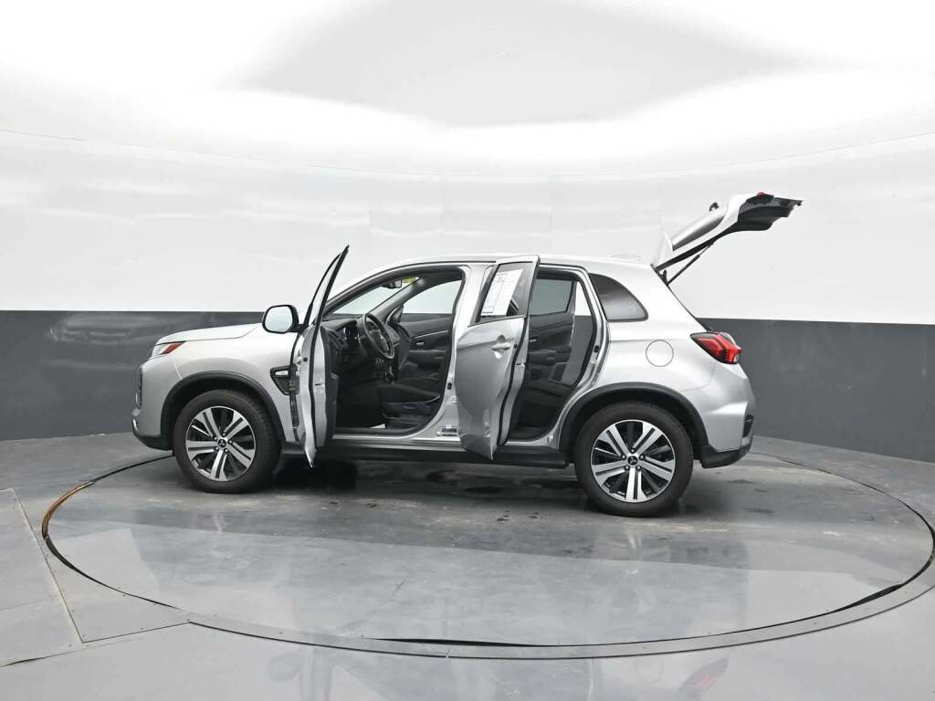 2025 Mitsubishi Outlander Sport 2.0 ES AWC