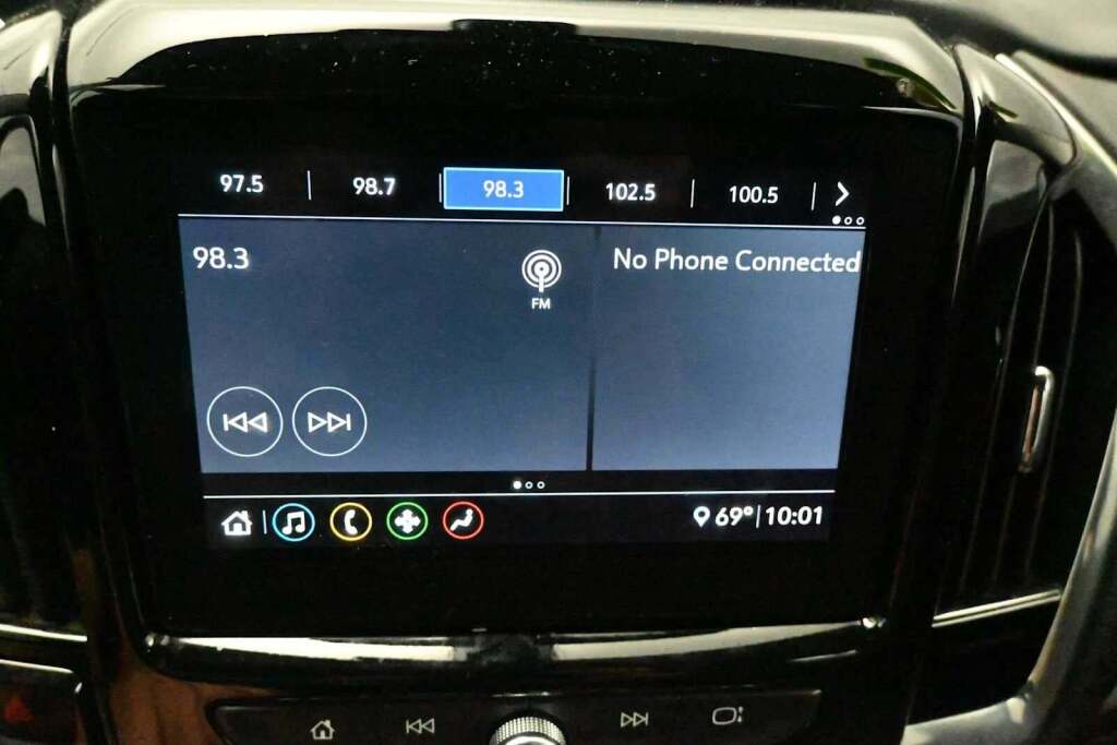 2020 Chevrolet Traverse AWD LT Cloth